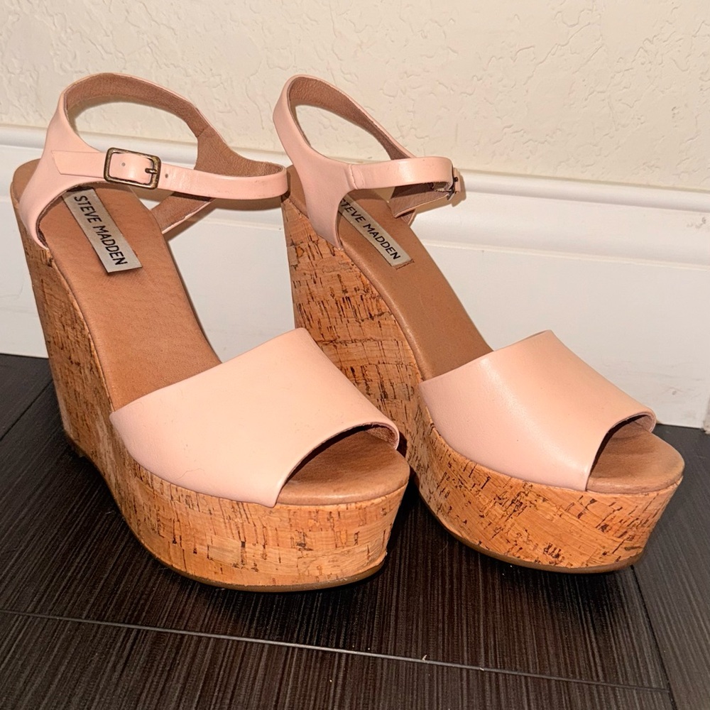 Steve Madden Pink Wedge Sandals size 8.5 (runs small, more like 7.5)